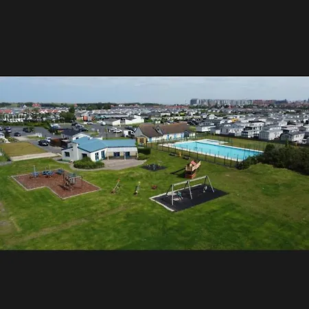 Blue Sea Horizon * Wenduine